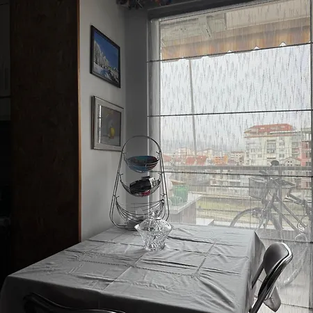 33 Apartment *