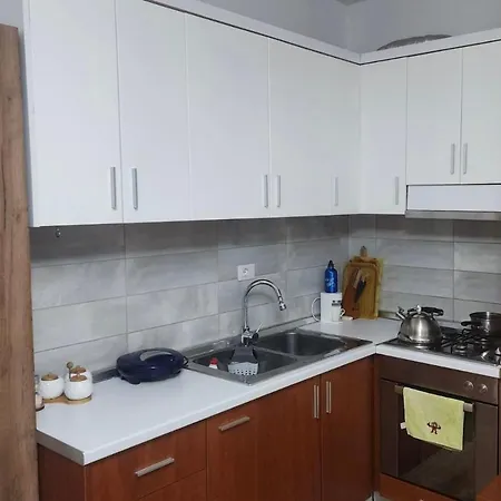 33 Apartment *