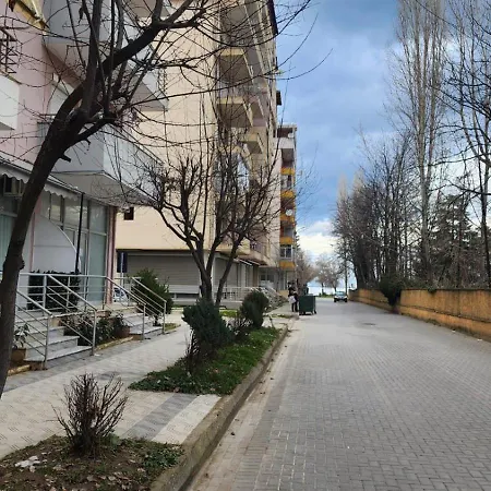 33 Apartment Pogradec
